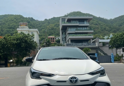 Thuê xe 4 chỗ đi công tác 