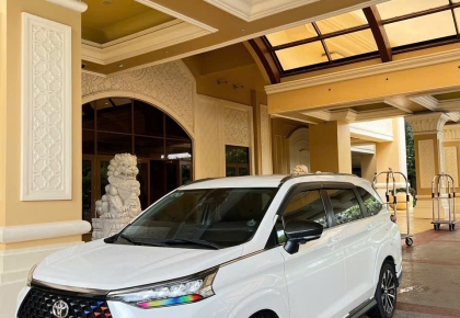 Gia đình 6 người thuê xe 7 chỗ có chật không?